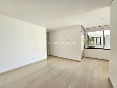 Apartamento de 3 alcobas en venta en Loma De Las Brujas, Envigado, 148 m² · foto 6 de 20