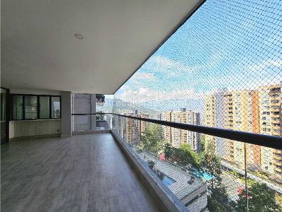 Apartamento de 3 alcobas en venta en Loma De Las Brujas, Envigado, 148 m² · foto 9 de 20