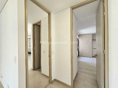 Apartamento de 3 alcobas en venta en Loma De Las Brujas, Envigado, 148 m² · foto 16 de 20