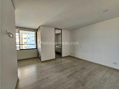 Apartamento de 3 alcobas en venta en Loma De Las Brujas, Envigado, 148 m² · foto 17 de 20