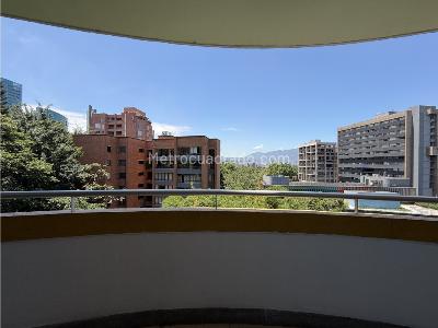 Apartaestudio en arriendo en El Poblado, Medellín · foto 2 de 19
