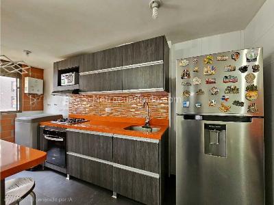 Apartamento en venta en Rodeo Alto, Medellín · foto 10 de 20