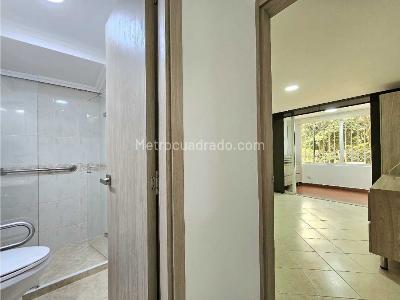 Apartamento de 2 alcobas en venta en Belen Miravalle, Medellín, 66 m² · foto 7 de 20