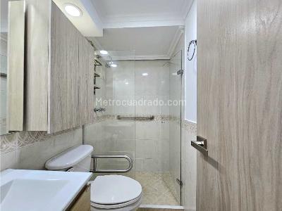 Apartamento de 2 alcobas en venta en Belen Miravalle, Medellín, 66 m² · foto 9 de 20