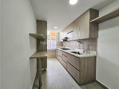 Apartamento de 2 alcobas en venta en Belen Miravalle, Medellín, 66 m² · foto 13 de 20