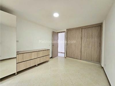 Apartamento de 2 alcobas en venta en Belen Miravalle, Medellín, 66 m² · foto 19 de 20