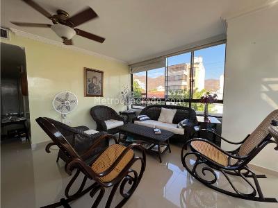 Apartamento en venta en Rodadero Sur, Santa Marta · foto 3 de 14