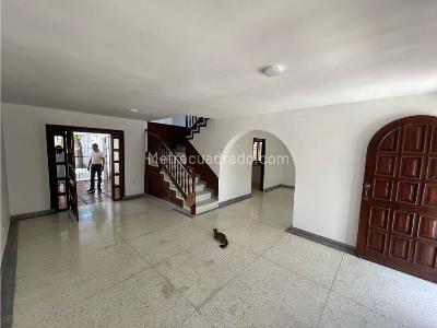 Casa de 5 alcobas en venta en El Prado, Santa Marta, 288 m² · foto 2 de 17