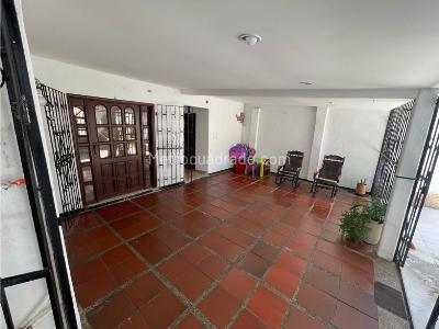 Casa de 5 alcobas en venta en El Prado, Santa Marta, 288 m² · foto 10 de 17