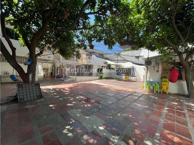 Casa de 5 alcobas en venta en Playa Salguero, Santa Marta, 603 m² · foto 13 de 20