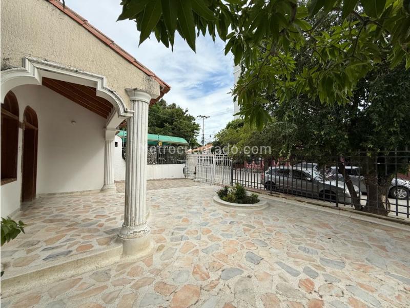 House in Santa Marta - More