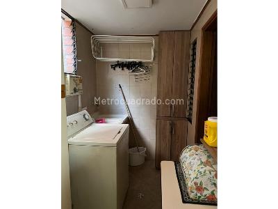 Apartamento de 3 alcobas en arriendo en El Poblado, Medellín, 180 m² · foto 6 de 19