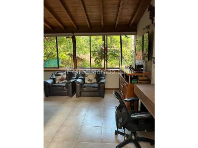 Apartamento de 3 alcobas en arriendo en El Poblado, Medellín, 180 m² · foto 9 de 19