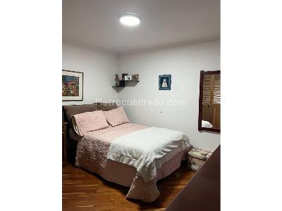 Apartamento de 3 alcobas en arriendo en El Poblado, Medellín, 180 m² · foto 12 de 19