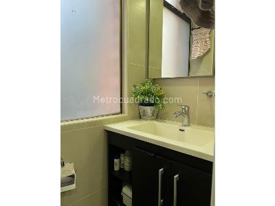 Apartamento de 3 alcobas en arriendo en El Poblado, Medellín, 180 m² · foto 18 de 19