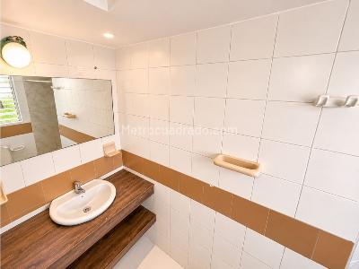 Apartamento de 2 alcobas en arriendo en Rodadero, Santa Marta, 56 m² · foto 13 de 16