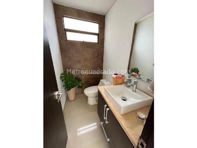 Casa de 4 alcobas en venta en Cajica, Cajicá, 320 m² · foto 3 de 20