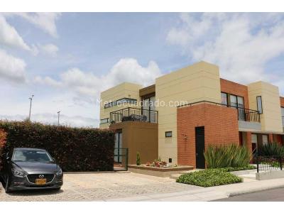 Casa en venta en Cajica, Cajicá · foto 6 de 16