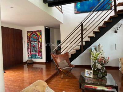 Casa de 3 alcobas en venta en Cajica, Cajicá, 200 m² · foto 2 de 17