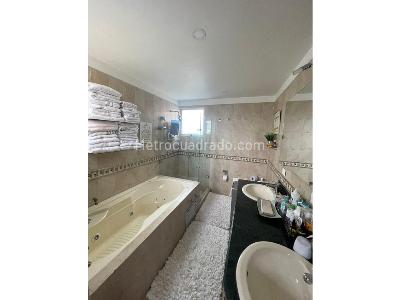 Casa de 5 alcobas en venta en Chia, Chía, 396 m² · foto 3 de 20