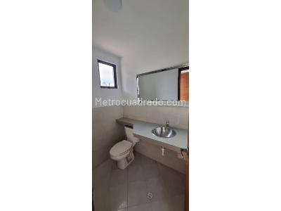 Casa de 3 alcobas en venta en Chia, Chía, 241 m² · foto 8 de 11