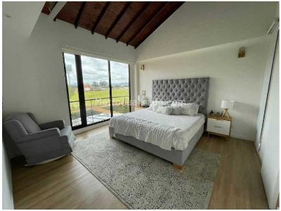 Casa de 3 alcobas en venta en Cajica, Cajicá, 200 m² · foto 3 de 17