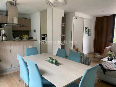 Casa en venta en Cajica, Cajicá · foto 2 de 18
