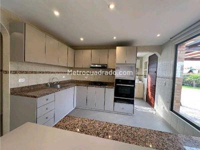 Casa de 3 alcobas en venta en Cajica, Cajicá, 220 m² · foto 12 de 19