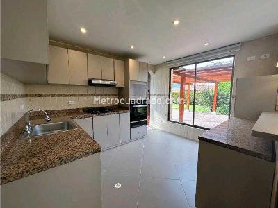Casa de 3 alcobas en venta en Cajica, Cajicá, 220 m² · foto 13 de 19