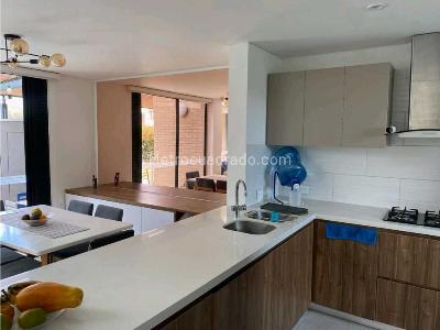 Casa de 3 alcobas en venta en Chia, Chía, 210 m² · foto 6 de 12