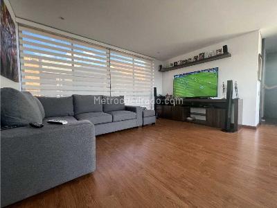 Casa de 3 alcobas en venta en Chia, Chía, 225 m² · foto 2 de 20
