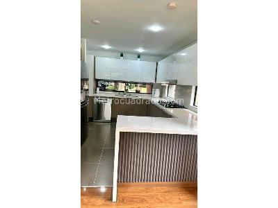 Casa de 4 alcobas en venta en Centro, Chía, 242 m² · foto 19 de 20