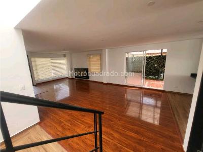 Casa en venta en Cajica, Cajicá · foto 2 de 13