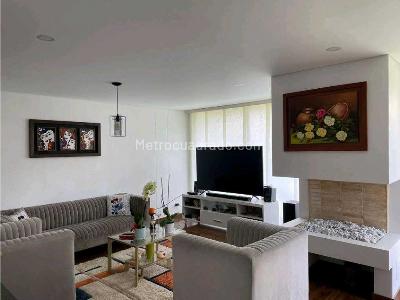 Casa en venta en Cajica, Cajicá · foto 2 de 19