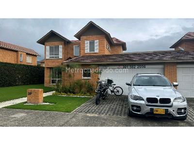 Casa de 3 alcobas en venta en Chia, Chía, 236 m² · foto 8 de 20