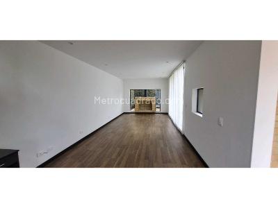 Casa de 3 alcobas en venta en Cajica, Cajicá, 139 m² · foto 2 de 17