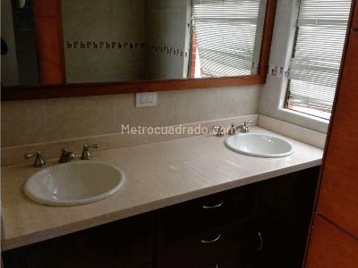 Casa de 3 alcobas en venta en Chia, Chía, 200 m² · foto 2 de 15