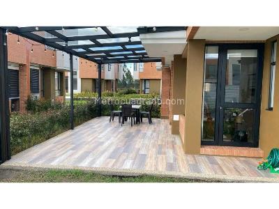 Casa en venta en Cajica, Cajicá · foto 2 de 20