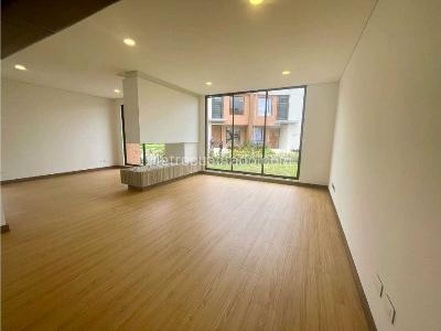 Casa de 3 alcobas en venta en Cajica, Cajicá, 164 m² · foto 2 de 17