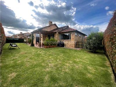 Casa en venta en Cajica, Cajicá · foto 2 de 20