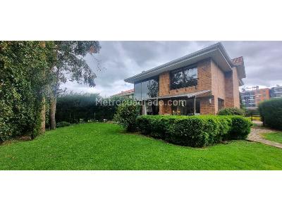 Casa de 3 alcobas en venta en Cajica, Cajicá, 250 m² · foto 2 de 18