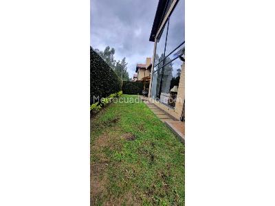Casa de 3 alcobas en venta en Cajica, Cajicá, 230 m² · foto 2 de 20