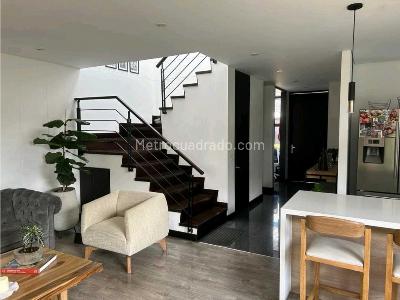 Casa de 3 alcobas en venta en Cajica, Cajicá, 154 m² · foto 2 de 20