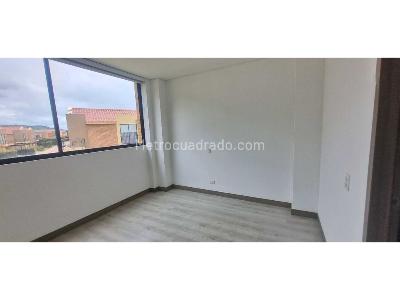 Casa de 3 alcobas en venta en Cajica, Cajicá, 164 m² · foto 14 de 20