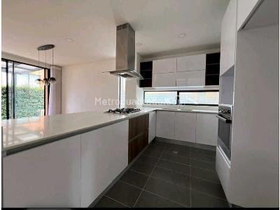 Casa de 3 alcobas en venta en Cajica, Cajicá, 164 m² · foto 5 de 12
