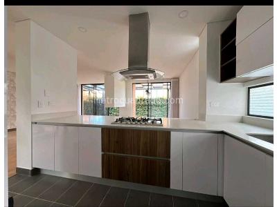 Casa de 3 alcobas en venta en Cajica, Cajicá, 164 m² · foto 9 de 12