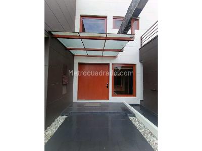 Casa de 4 alcobas en venta en Cajica, Cajicá, 275 m² · foto 2 de 20