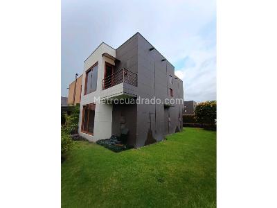 Casa de 4 alcobas en venta en Cajica, Cajicá, 275 m² · foto 18 de 20