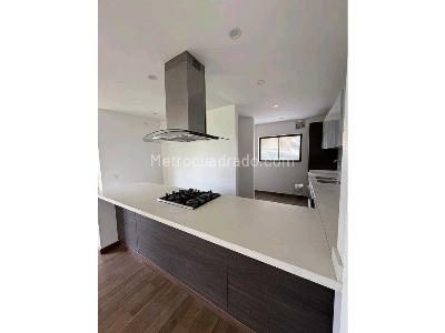 Casa de 4 alcobas en venta en Cajica, Cajicá, 179 m² · foto 2 de 20