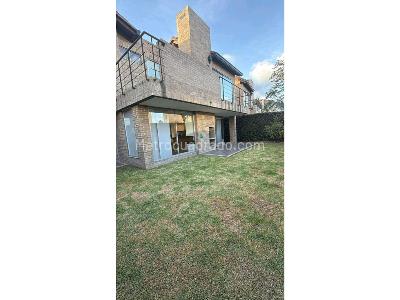 Casa de 3 alcobas en venta en Cajica, Cajicá, 190 m² · foto 2 de 20